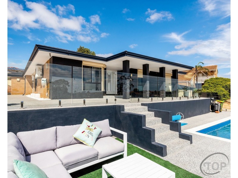 36 Hillock Circle, Leeming WA 6149