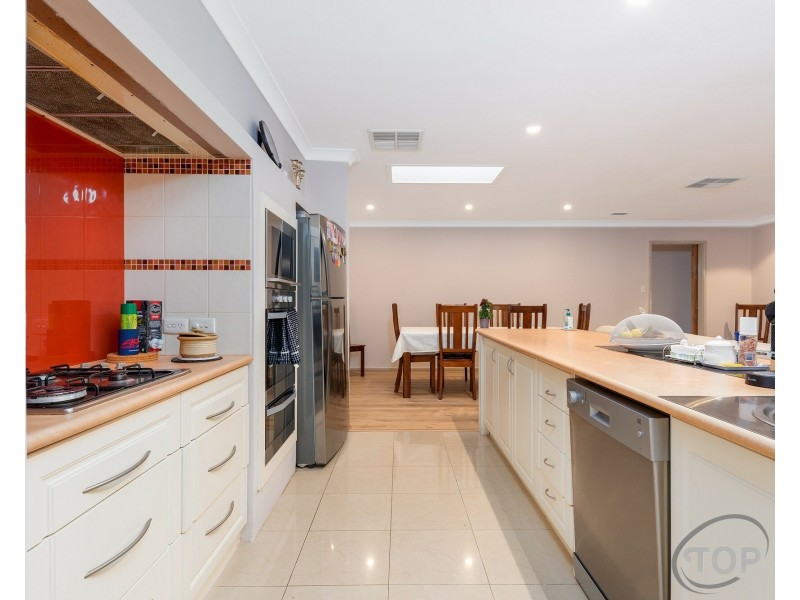 7 Kirwin Place, Willetton WA 6155