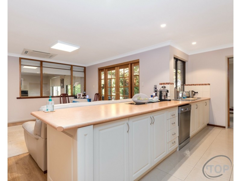 7 Kirwin Place, Willetton WA 6155