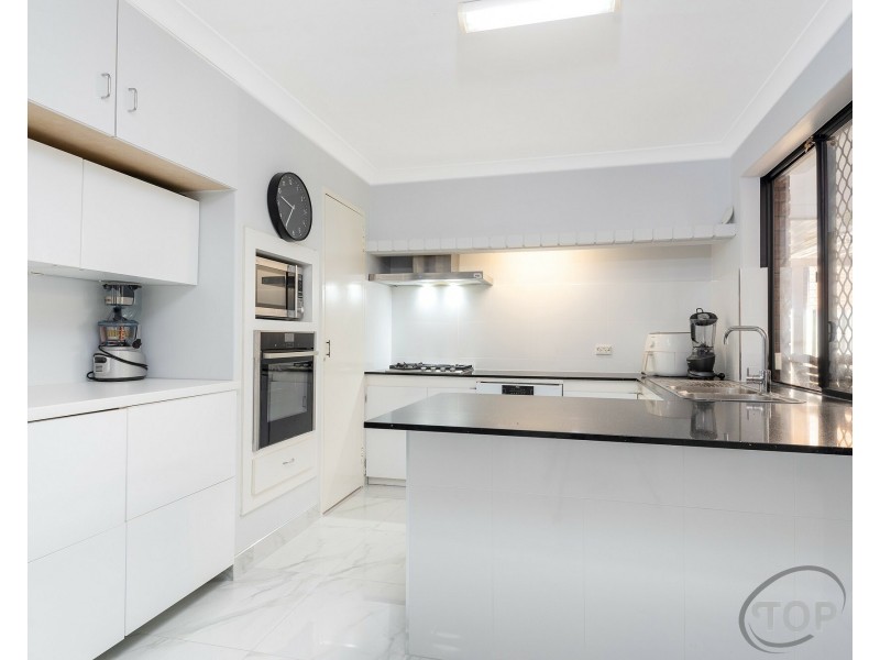 18 Colkirk Way, Willetton WA 6155