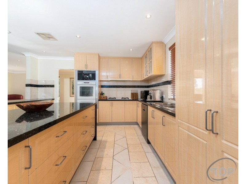 2 Bowyer Close, Willetton WA 6155