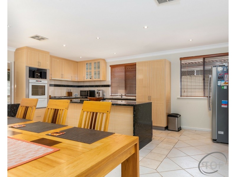 2 Bowyer Close, Willetton WA 6155