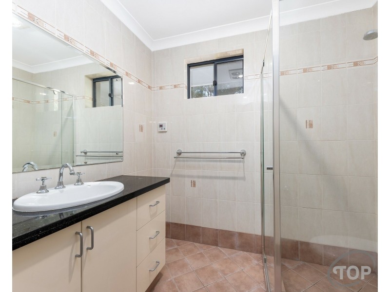 2 Bowyer Close, Willetton WA 6155