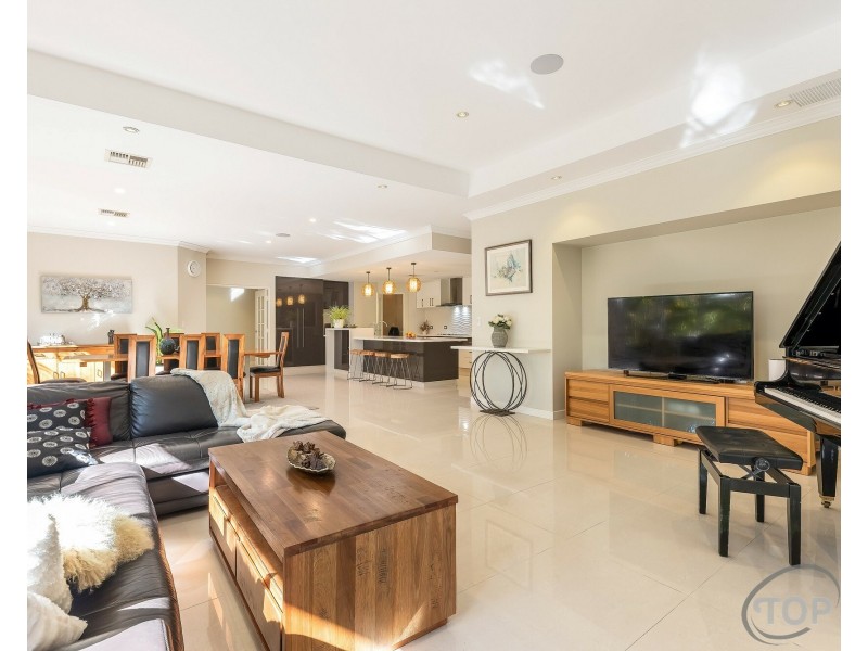 46 Riga Crescent, Willetton WA 6155