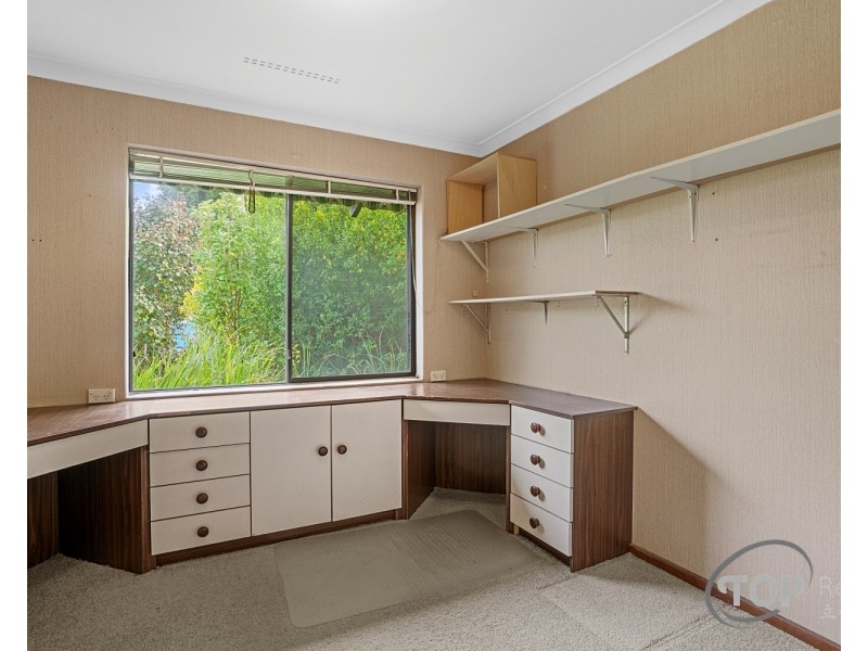 28B Parklands Square, Riverton WA 6148