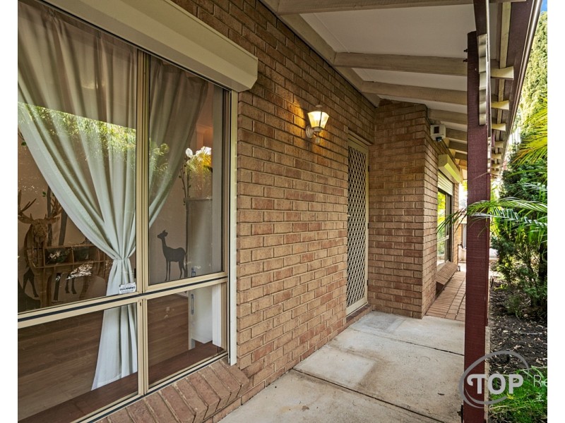 8 Gloucester Court, Willetton WA 6155