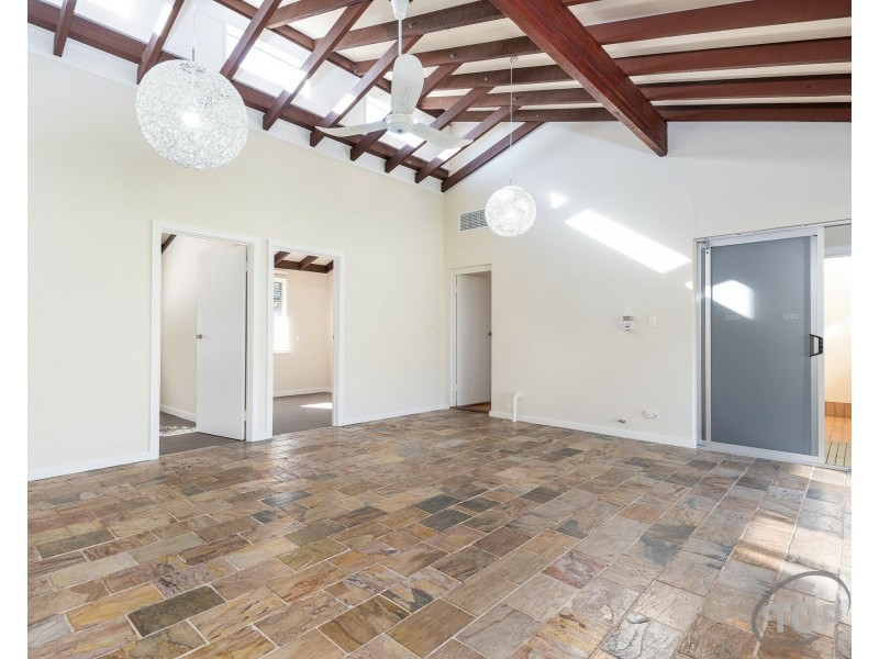 51 Scribbly Gum Square, Willetton WA 6155
