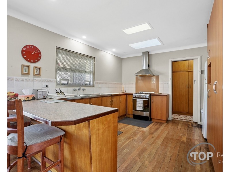 9A Errinbee Street, Riverton WA 6148