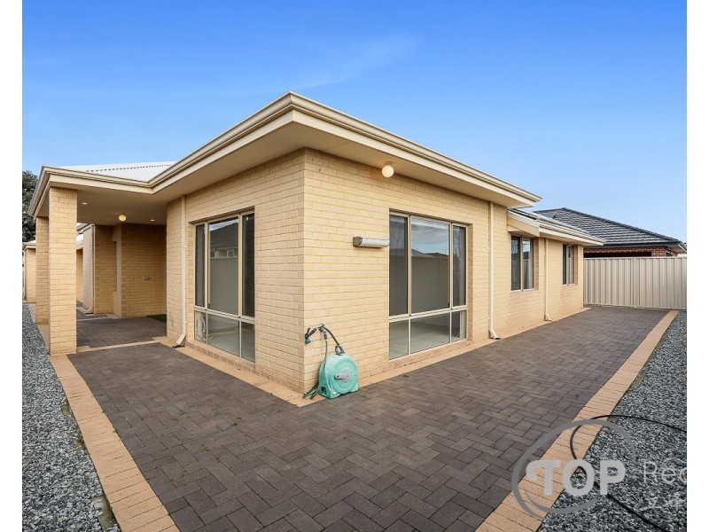86 Waterfoot Loop, Canning Vale WA 6155