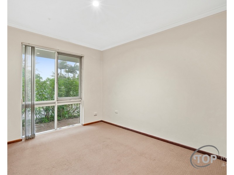 8 Vigors Avenue, Bull Creek WA 6149