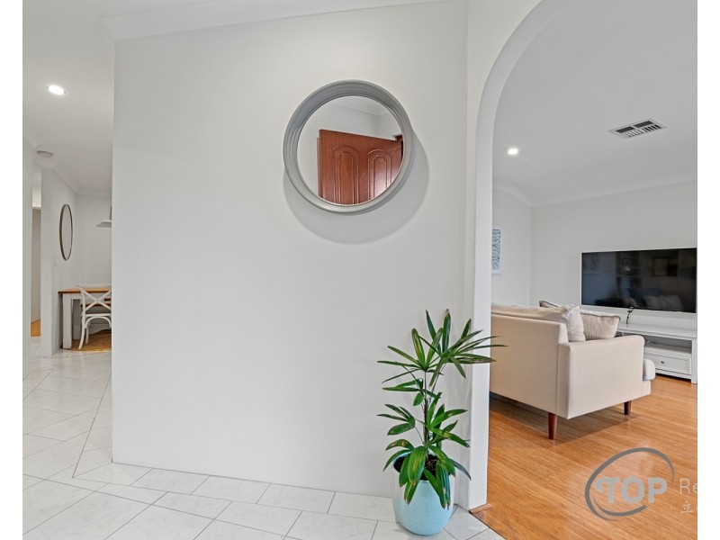 8A Pendock Place, Willetton WA 6155