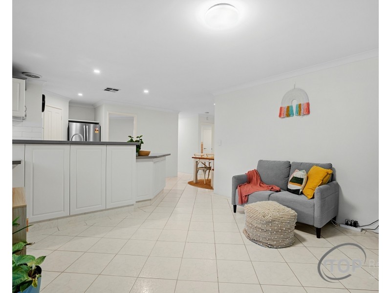 8A Pendock Place, Willetton WA 6155