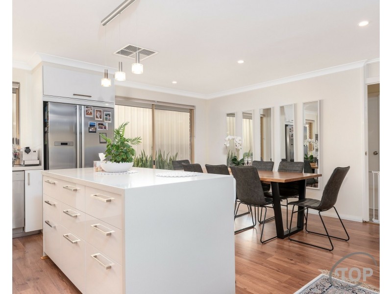 19 Beckley Circle, Leeming WA 6149