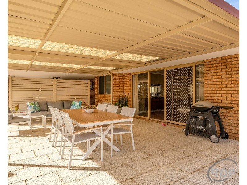 19 Beckley Circle, Leeming WA 6149