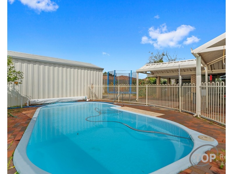 6 Falcon Court, Willetton WA 6155