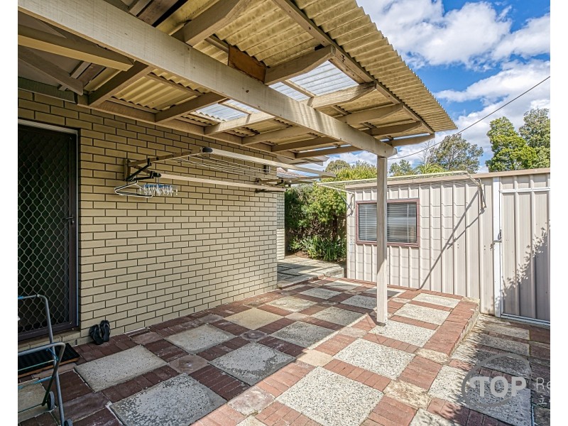15 Parklands Square, Riverton WA 6148