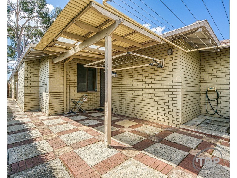 15 Parklands Square, Riverton WA 6148