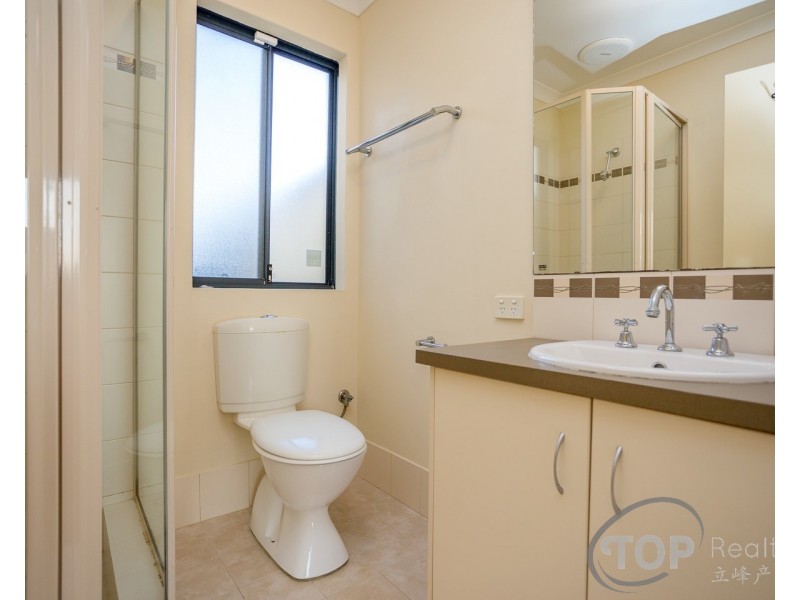 11/26 Churchill Green, Canning Vale WA 6155