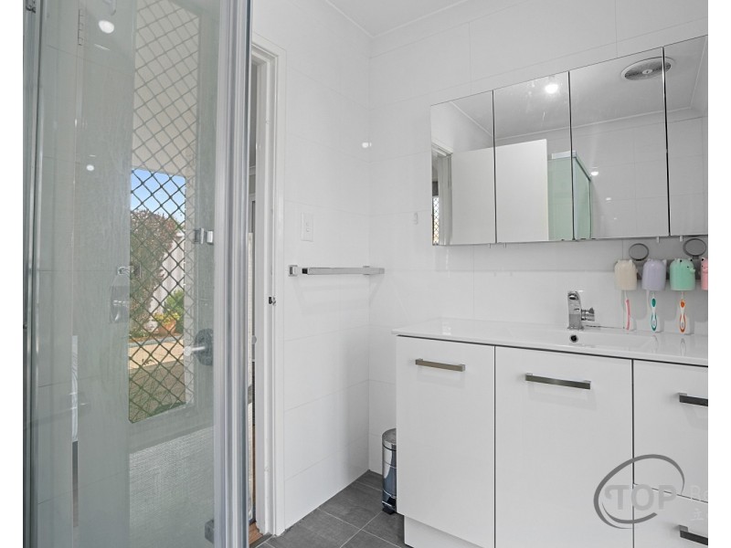 Unit 2/10 Clemros Way, Leeming WA 6149