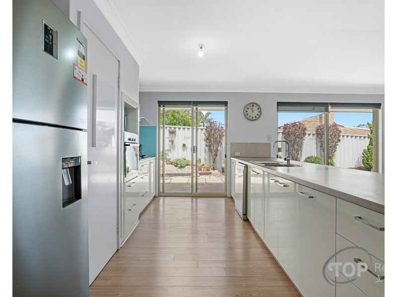 Unit 2/10 Clemros Way, Leeming WA 6149