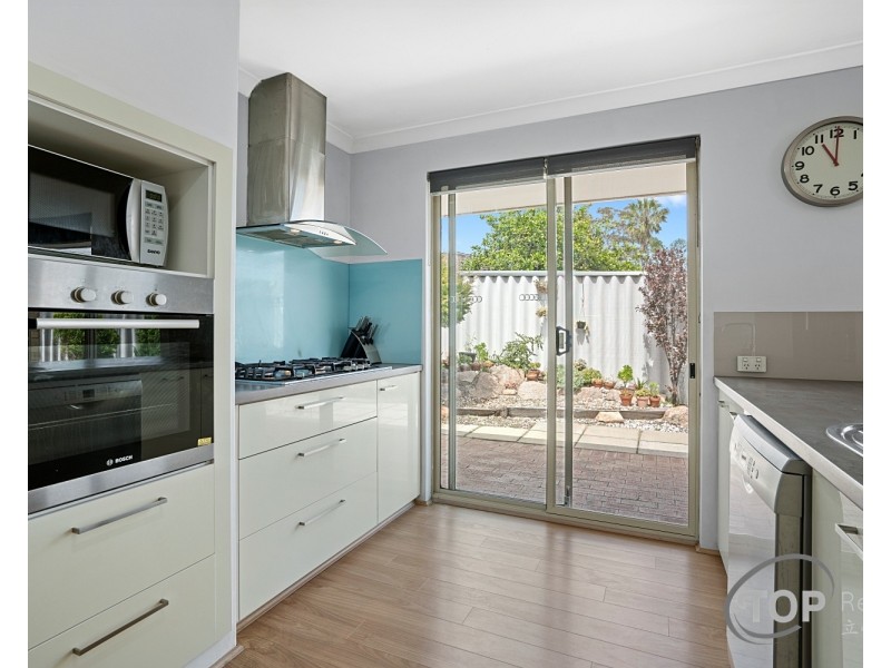 Unit 2/10 Clemros Way, Leeming WA 6149