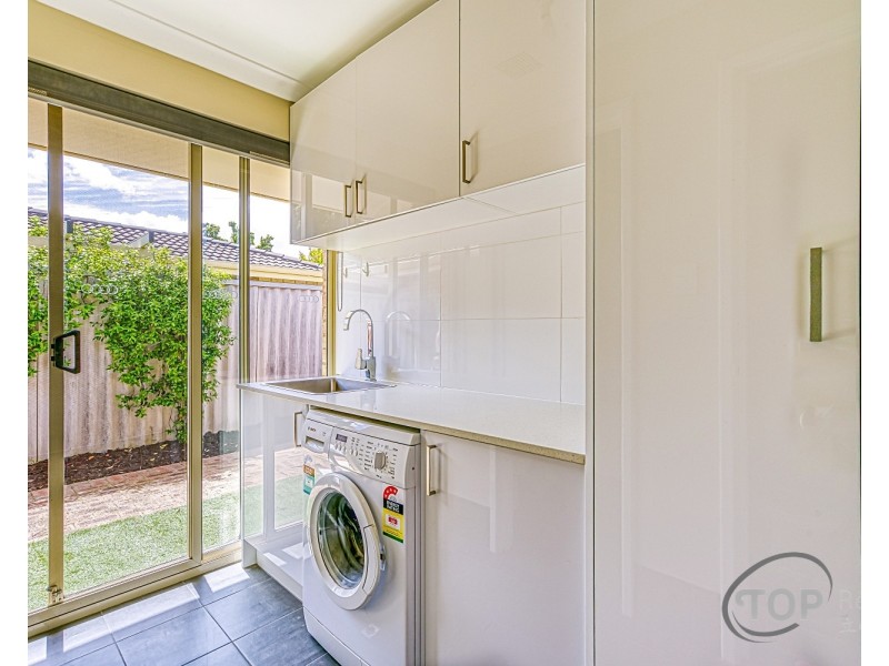 Unit 2/10 Clemros Way, Leeming WA 6149