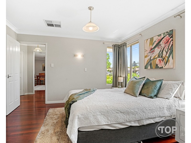 22 London Way, Bateman WA 6150