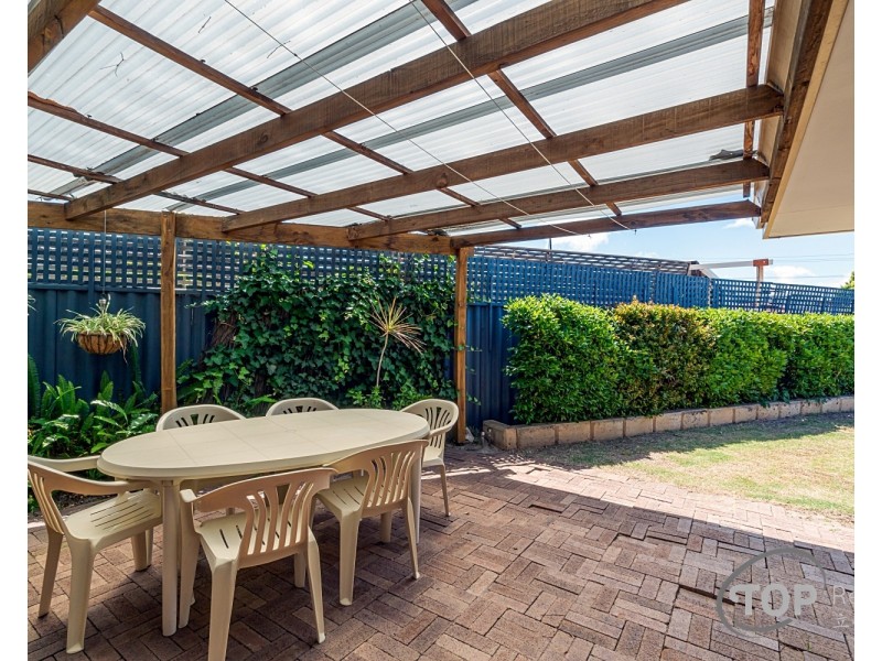 Unit 1/8 Falcon Court, Willetton WA 6155