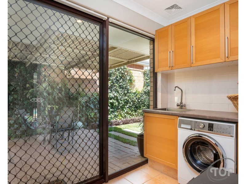 11 Glenrowan Place, Willetton WA 6155