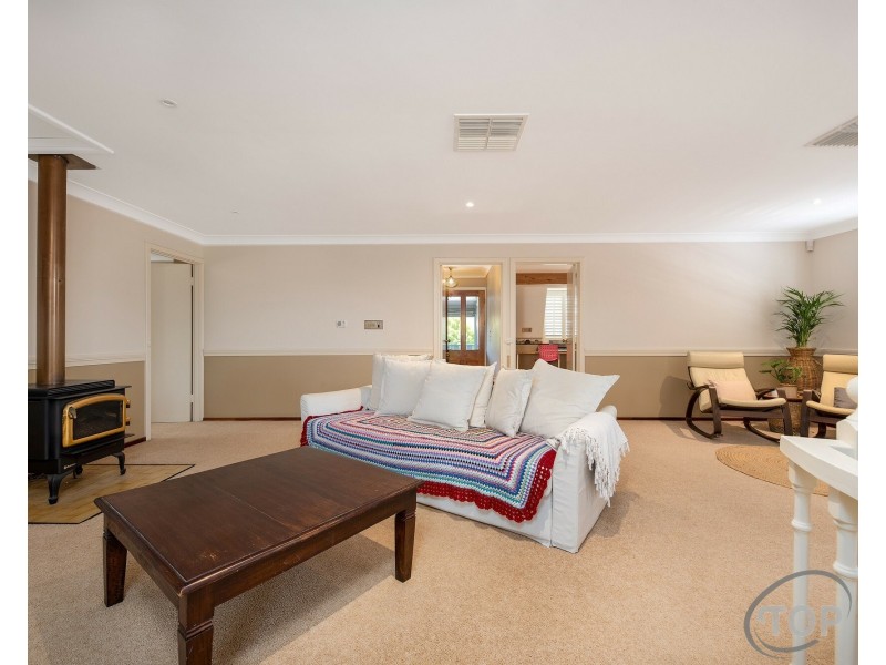 9 Chancery Crescent, Willetton WA 6155
