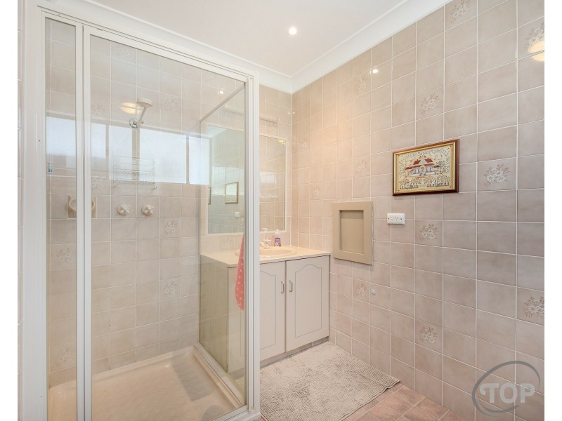 9 Chancery Crescent, Willetton WA 6155