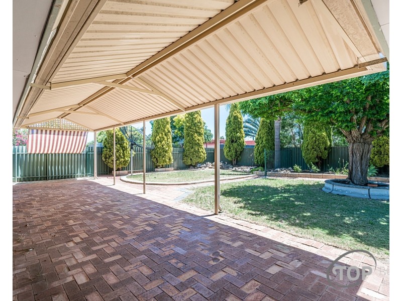 400 High Road, Riverton WA 6148