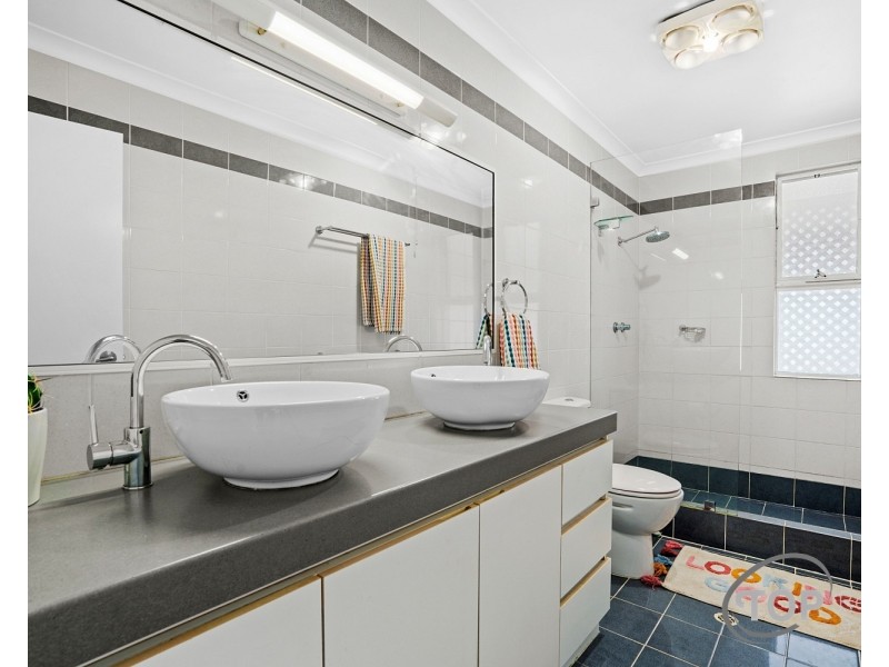 26 Tricourt Grove, Riverton WA 6148