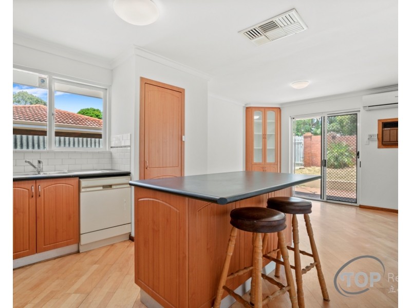 1 Dalston Crescent, Kardinya WA 6163