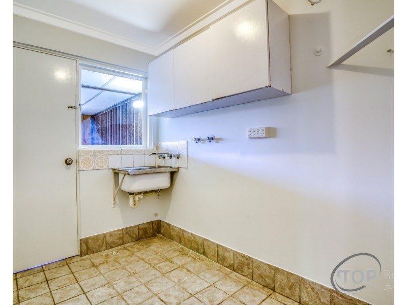 1 Dalston Crescent, Kardinya WA 6163