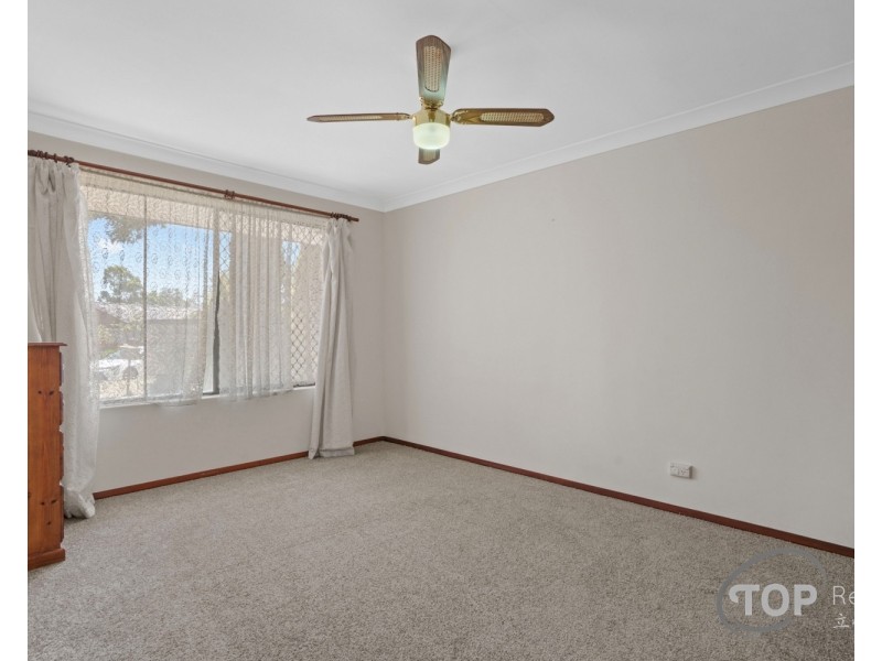 33 Cotton Crescent, Bull Creek WA 6149