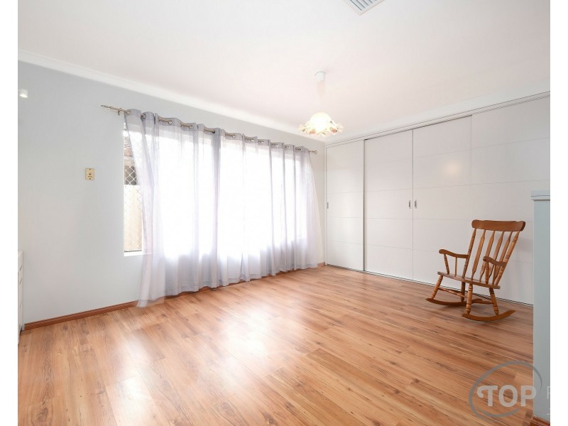 22 Wheatley Drive, Bull Creek WA 6149