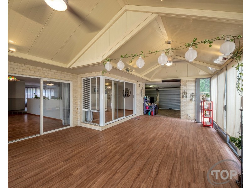 22 Wheatley Drive, Bull Creek WA 6149