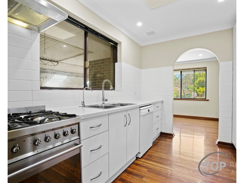 22 Brampton Way, Lynwood WA 6147