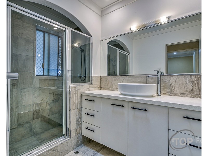 22 Brampton Way, Lynwood WA 6147