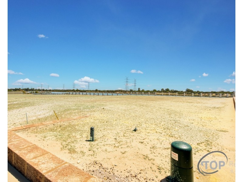 87 Lucerne Circuit, Champion Lakes WA 6111