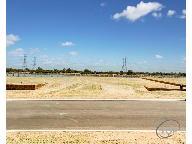 87 Lucerne Circuit, Champion Lakes WA 6111