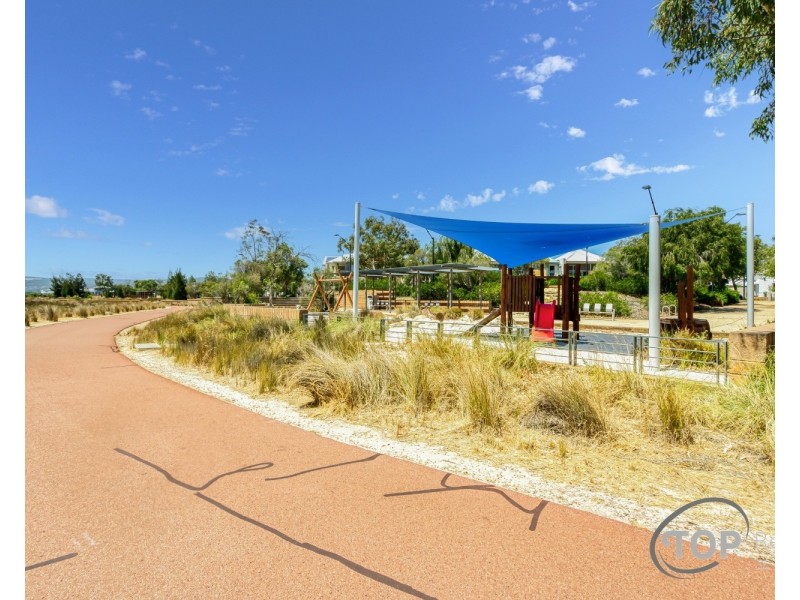 87 Lucerne Circuit, Champion Lakes WA 6111