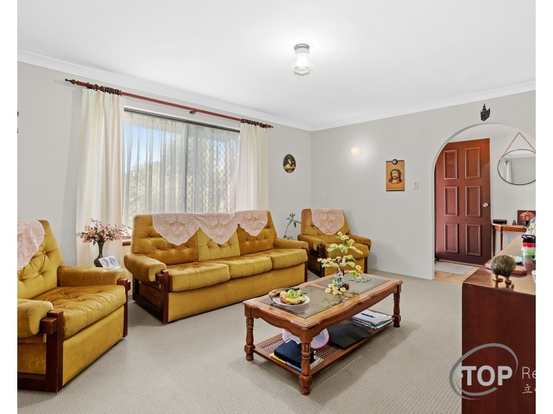 8 Canterbury Drive, Willetton WA 6155