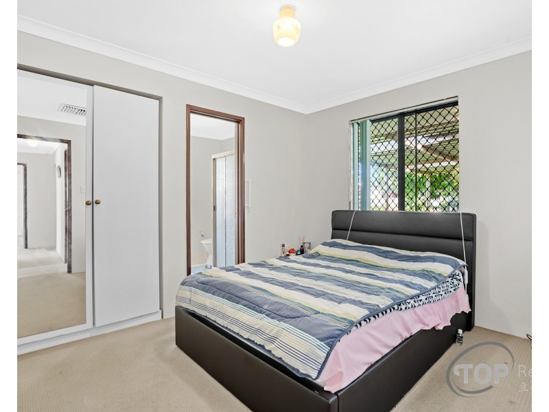 8 Canterbury Drive, Willetton WA 6155