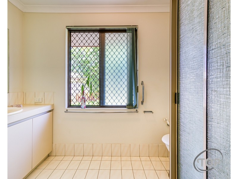 8 Canterbury Drive, Willetton WA 6155