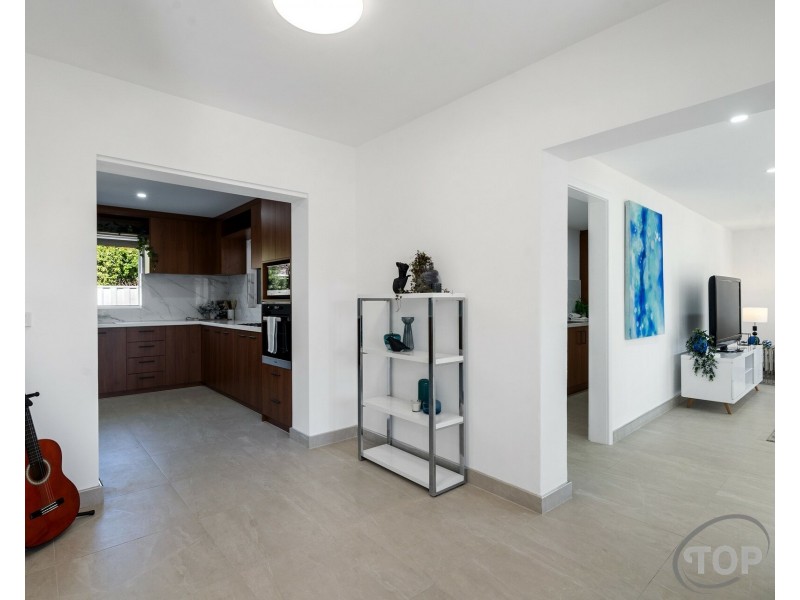 2C Laurel Close, Riverton WA 6148