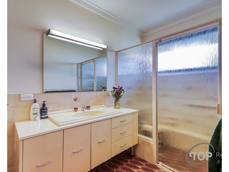 7A Riding Way, Bull Creek WA 6149