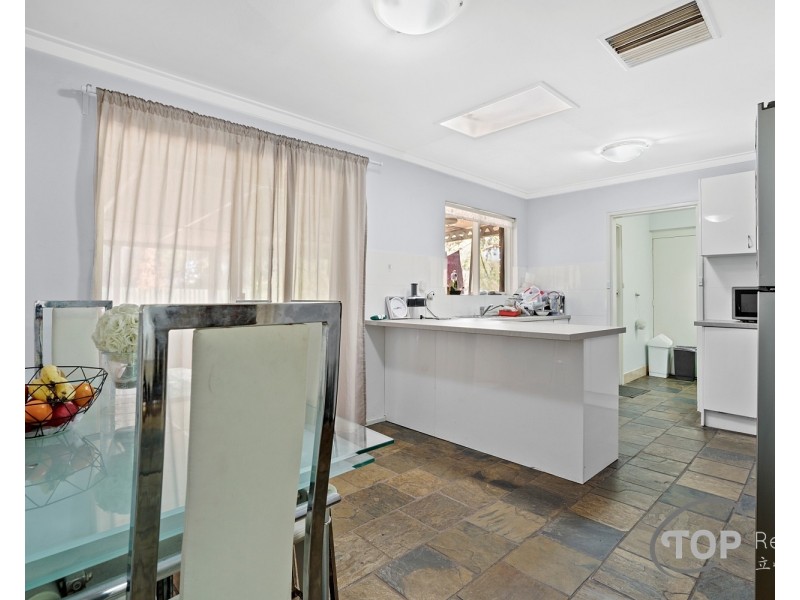 26 Glennon Way, Rossmoyne WA 6148