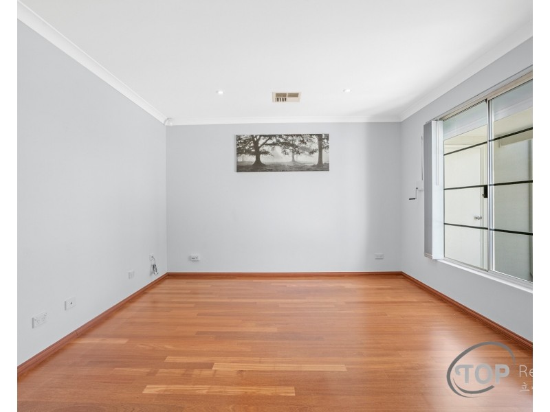 2 Elliot Place, Thornlie WA 6108